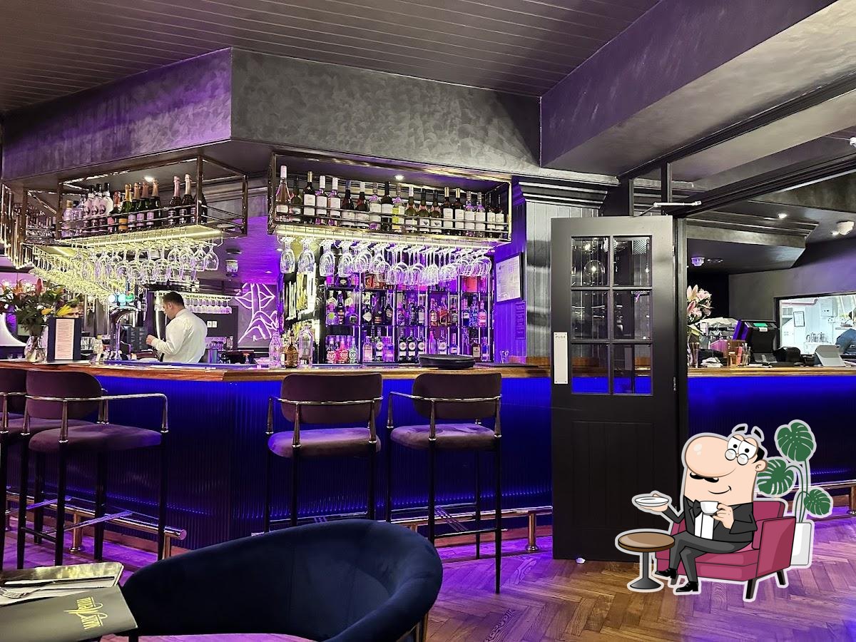 Lizz Restaurant